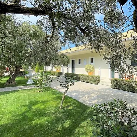 Dionysia Aparthotel Ammoudi